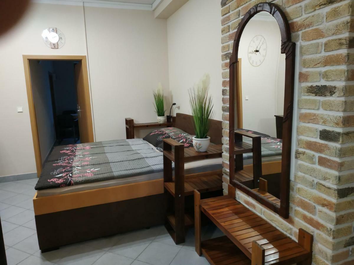 Apartman Holandska 120 Beroun Beroun  Exterior foto