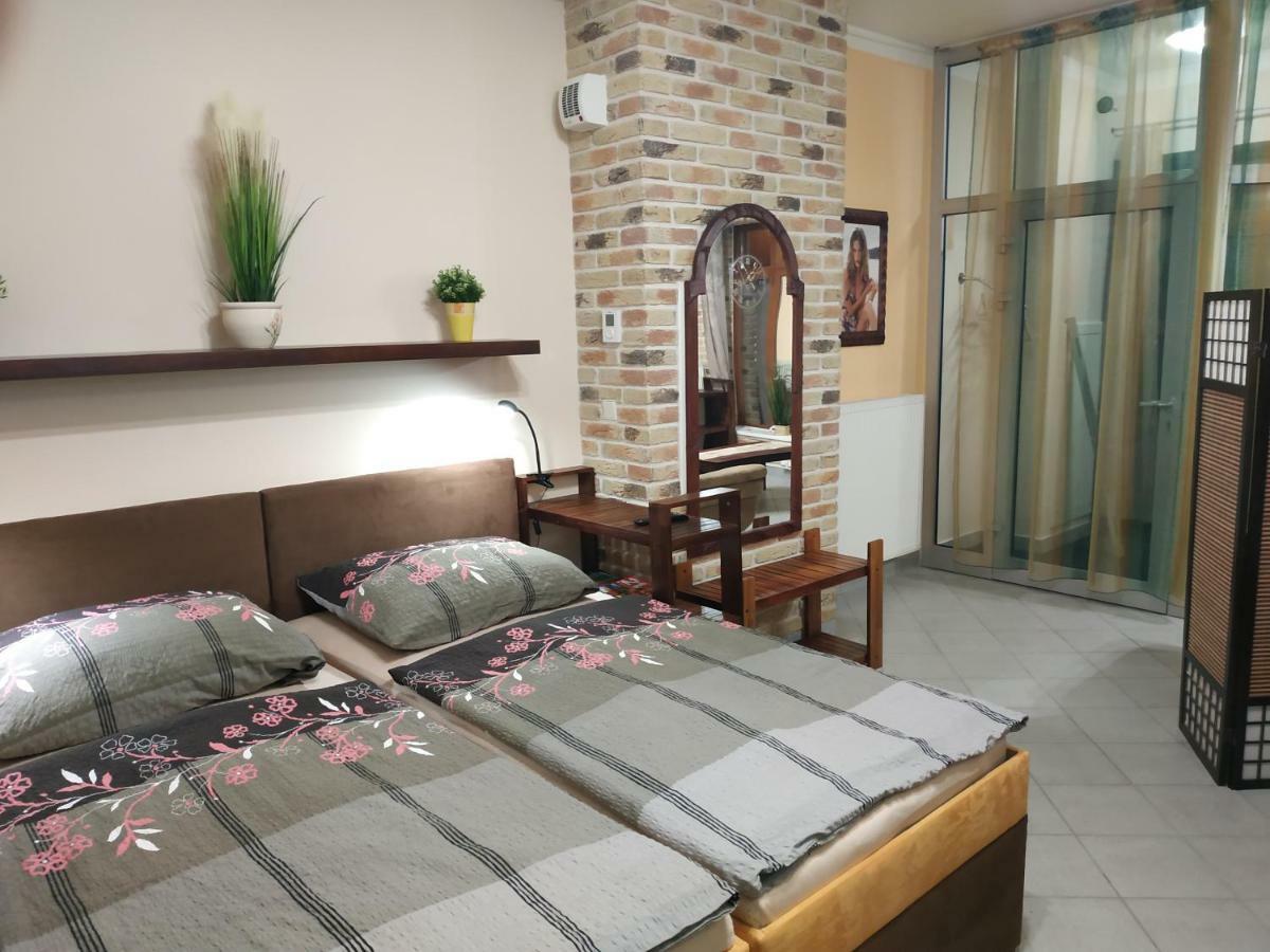 Apartman Holandska 120 Beroun Beroun  Exterior foto